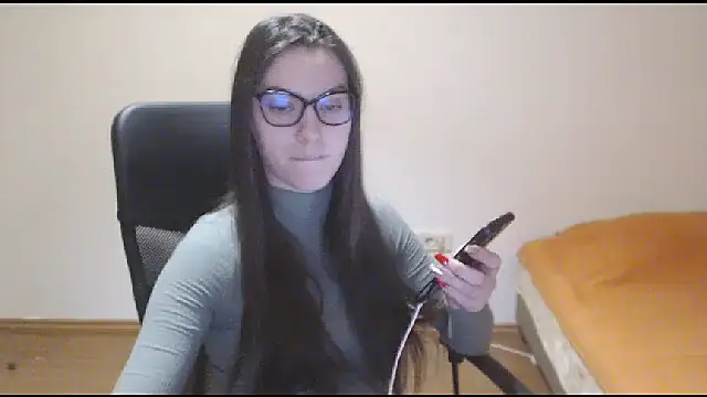 Snapshot of CuteJollie4U chatting on 02.24.25 CuteJollie4U online show from 02.24.25