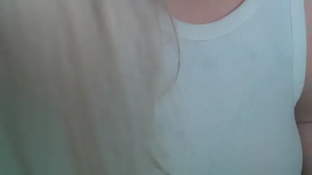 Snapshot of Cadence_Lux chatting on 12.21.24 Cadence Lux online show from 12.21.24