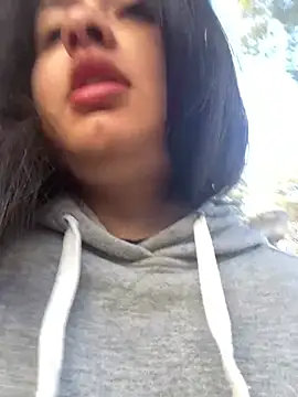 Stephania 18 online show from 01.04.25