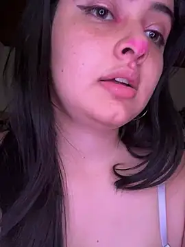 Stephania 18 online show from 03.10.25