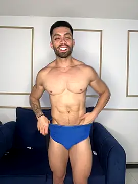 Mackenzzie 777  online show from 10.24.25