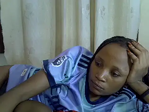 SpicyPetite online show from 02.23.25