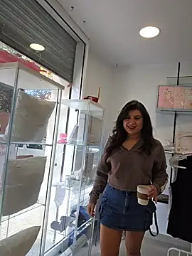 GatitaXD27 online show from 11.19.25