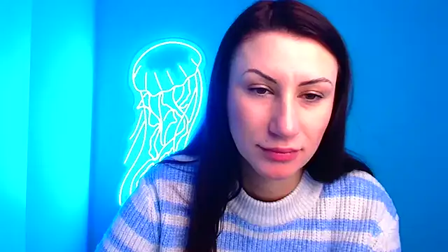 Snapshot of Loren_Moa chatting on 12.26.24 Loren Moa online show from 12.26.24