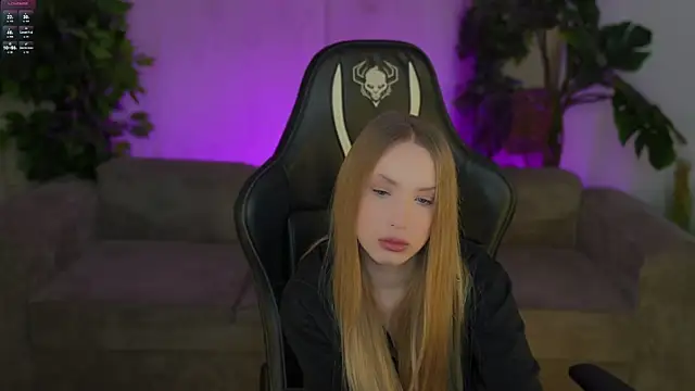 Linda054 online show from 11.02.25