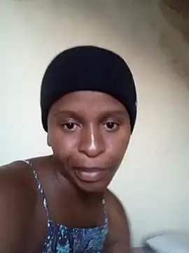 Snapshot of Nomawethu2002 chatting on 11.18.25 Nomawethu2002 online show from 11.18.25