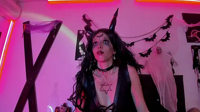 Little Naughtty online show from 10.30.25