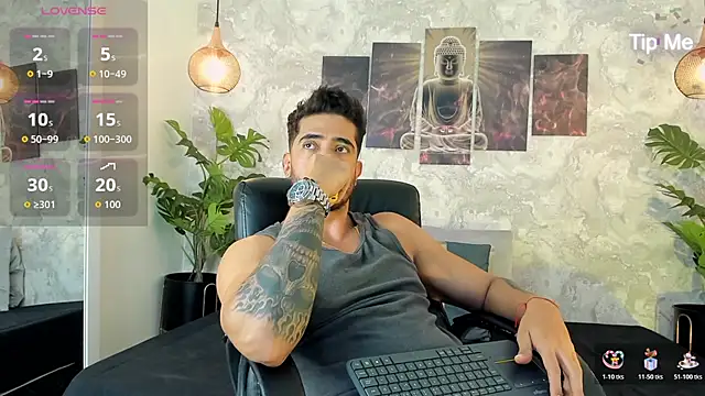 Snapshot of Nate_franco chatting on 10.23.25 Nate franco online show from 10.23.25