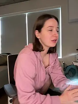 nerdynina online show from 03.09.25