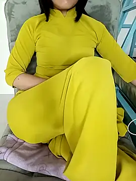 Snapshot of ___Erin___ chatting on 09.12.25 Erin online show from 09.12.25