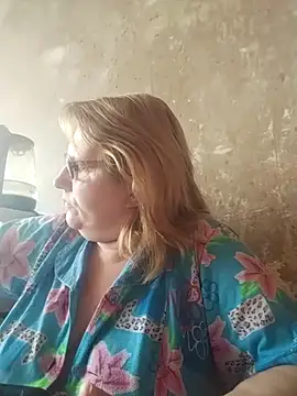 Snapshot of Forest-Lady chatting on 03.31.26 Forest-Lady online show from 03.31.26