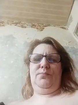 Snapshot of Forest-Lady chatting on 04.03.26 Forest-Lady online show from 04.03.26