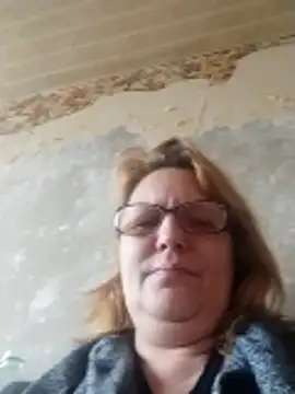 Snapshot of Forest-Lady chatting on 04.04.26 Forest-Lady online show from 04.04.26