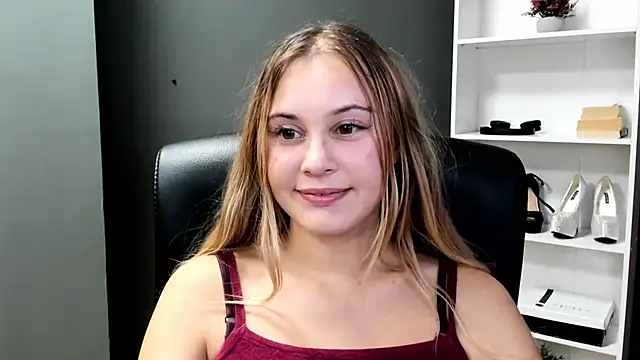 Snapshot of kitty_valeria chatting on 07.09.26 kitty valeria online show from 07.09.26