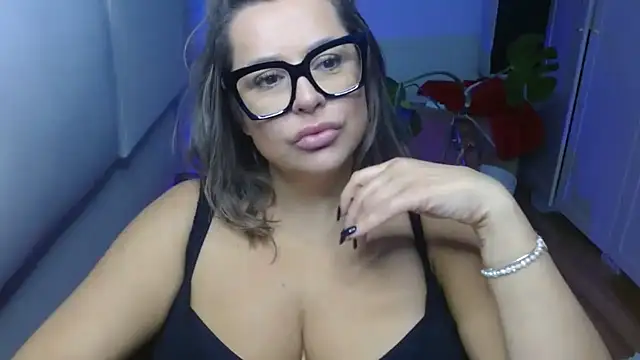 teaseDiana online show from 10.07.25