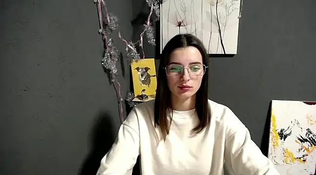 Snapshot of lady_olivia_ chatting on 12.21.24 lady olivia online show from 12.21.24