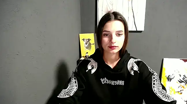 Snapshot of lady_olivia_ chatting on 02.06.25 lady olivia online show from 02.06.25