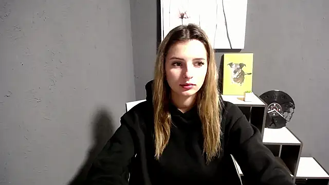 Snapshot of lady_olivia_ chatting on 09.30.25 lady olivia online show from 09.30.25