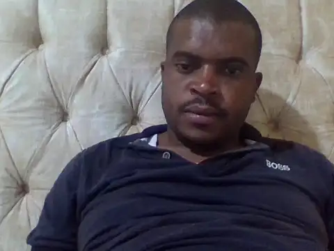 Snapshot of lui_cuuty chatting on 11.09.25 lui cuuty online show from 11.09.25