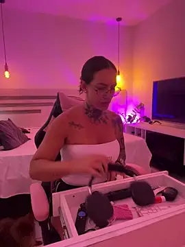 Snapshot of YasmimBrasil chatting on 03.02.26 YasmimBrasil online show from 03.02.26