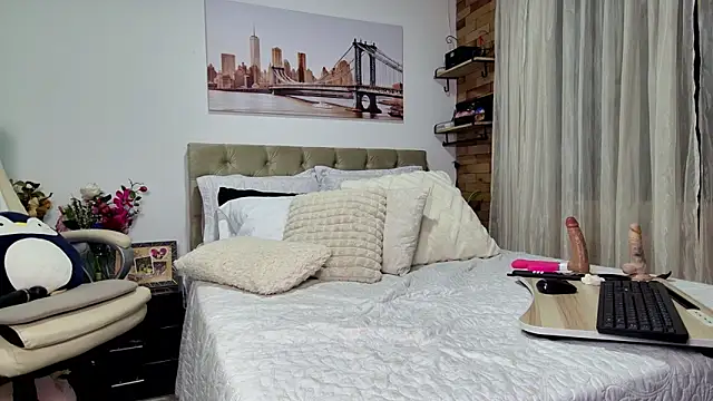 yanella fire online show from 03.16.25