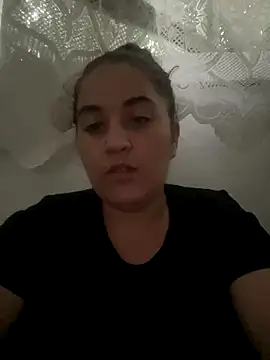 yzabell18 online show from 09.14.25