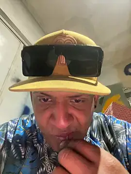 bisexpitudo online show from 03.17.26