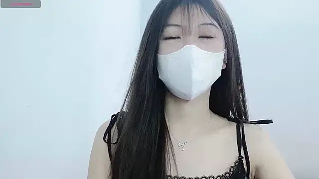 Snapshot of tanhxiu chatting on 12.10.24 tanhxiu online show from 12.10.24