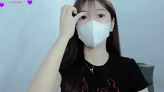 Snapshot of tanhxiu chatting on 01.11.25 tanhxiu online show from 01.11.25