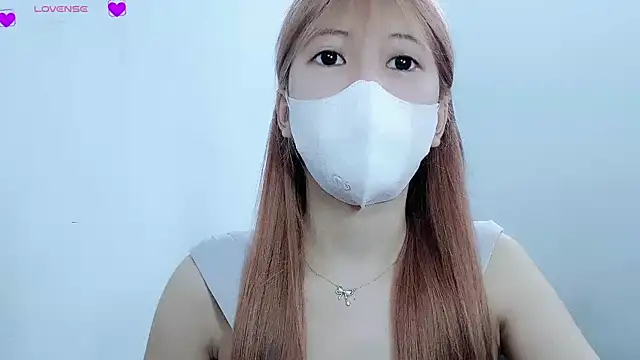 Snapshot of tanhxiu chatting on 02.16.25 tanhxiu online show from 02.16.25