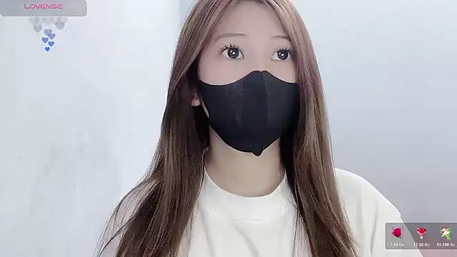 tanhxiu online show from 03.14.26