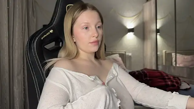 x ivy x online show from 01.04.25