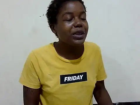 Snapshot of Sexy_kienyeji chatting on 03.21.25 Sexy kienyeji online show from 03.21.25