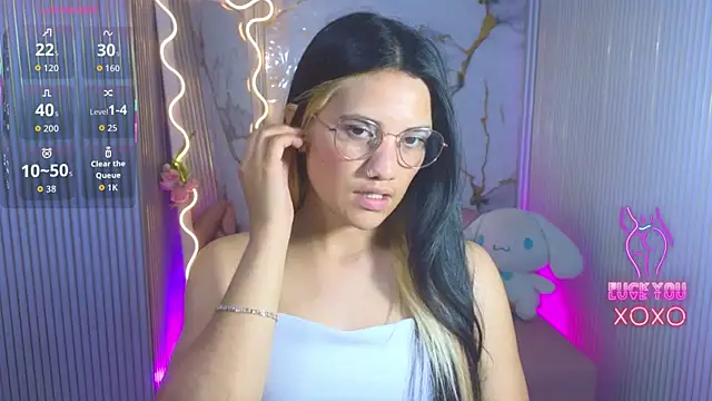 Chiara tay online show from 04.18.26