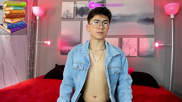 Snapshot of noah_and_rose chatting on 02.24.25 noah and rose online show from 02.24.25