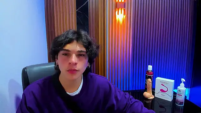 Luke Howland online show from 01.24.25