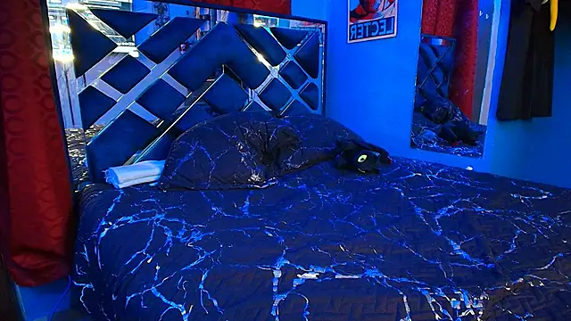 Luke Howland online show from 02.11.25