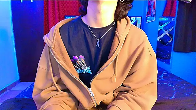 Luke Howland online show from 03.11.25