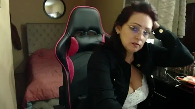 Carol Scottt online show from 03.15.26