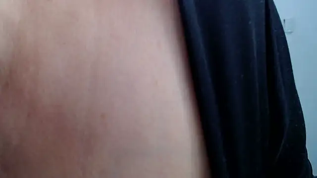 LiaDumond online show from 11.14.25