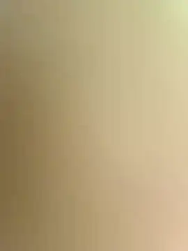 Snapshot of Lini_Ery chatting on 10.08.25 Lini Ery online show from 10.08.25