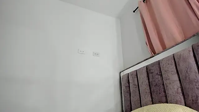 Snapshot of jessimegansexi chatting on 01.22.25 jessimegansexi online show from 01.22.25