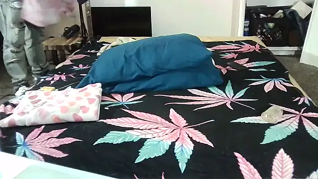 Snapshot of --D-a-D-D-y- chatting on 03.12.25 --D-a-D-D-y- online show from 03.12.25