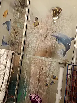 Snapshot of --D-a-D-D-y- chatting on 09.18.25 --D-a-D-D-y- online show from 09.18.25