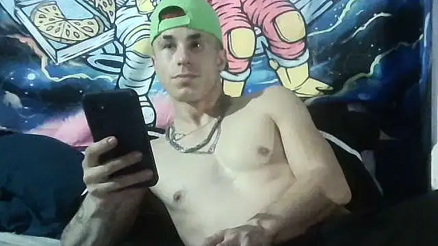 Snapshot of --D-a-D-D-y- chatting on 01.12.26 --D-a-D-D-y- online show from 01.12.26