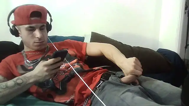 Snapshot of --D-a-D-D-y- chatting on 02.16.26 --D-a-D-D-y- online show from 02.16.26