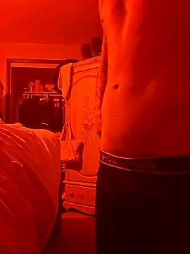 Snapshot of --D-a-D-D-y- chatting on 02.27.26 --D-a-D-D-y- online show from 02.27.26