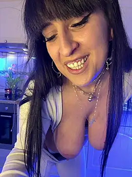 CarolaDrago online show from 02.17.25