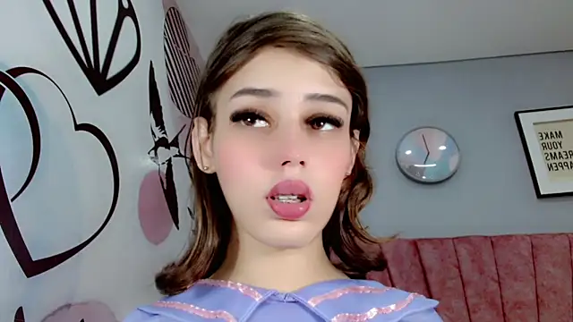 ValeriaAguilar online show from 01.21.25