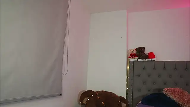 Snapshot of Tiana_sanders chatting on 11.11.25 Tiana sanders online show from 11.11.25